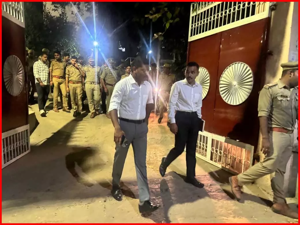 महंत के घर करोड़ों की चोरी हुई, इलाके में हड़कंप, DCP फोर्स के साथ मौके पर पहुंचे